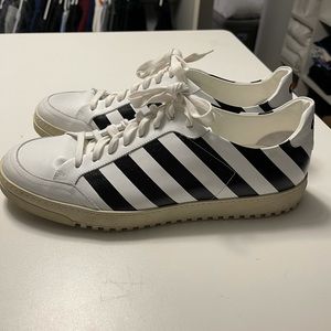Off White Low Shoes